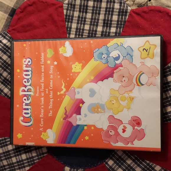 ❤️ Care Bears Present #101 Care Bears DVD Library - Picture 1 of 5